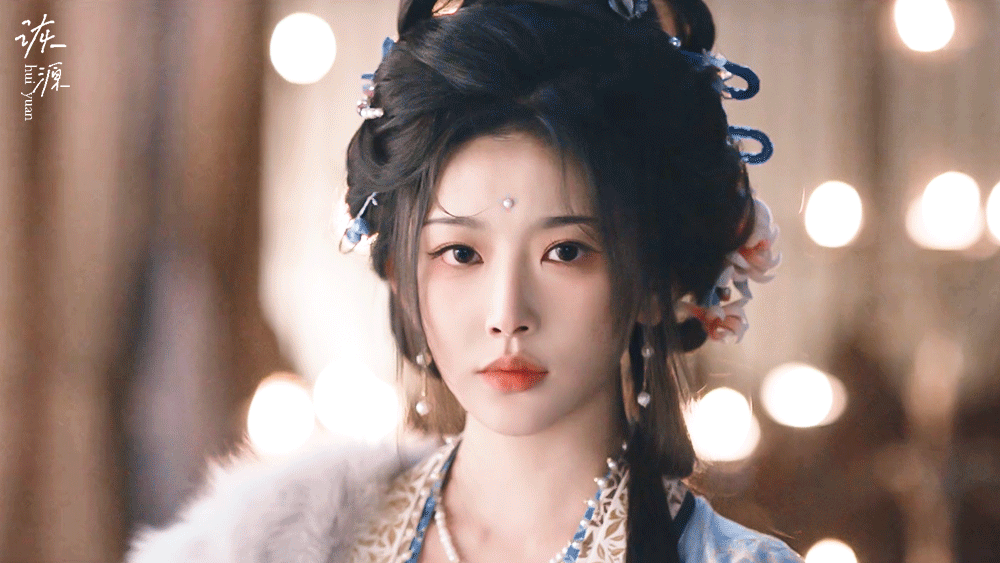 孔雪儿 《逐玉》俞浅浅 / 动图▷EP12-09 特写看不出衣服+珍珠妆-意识到