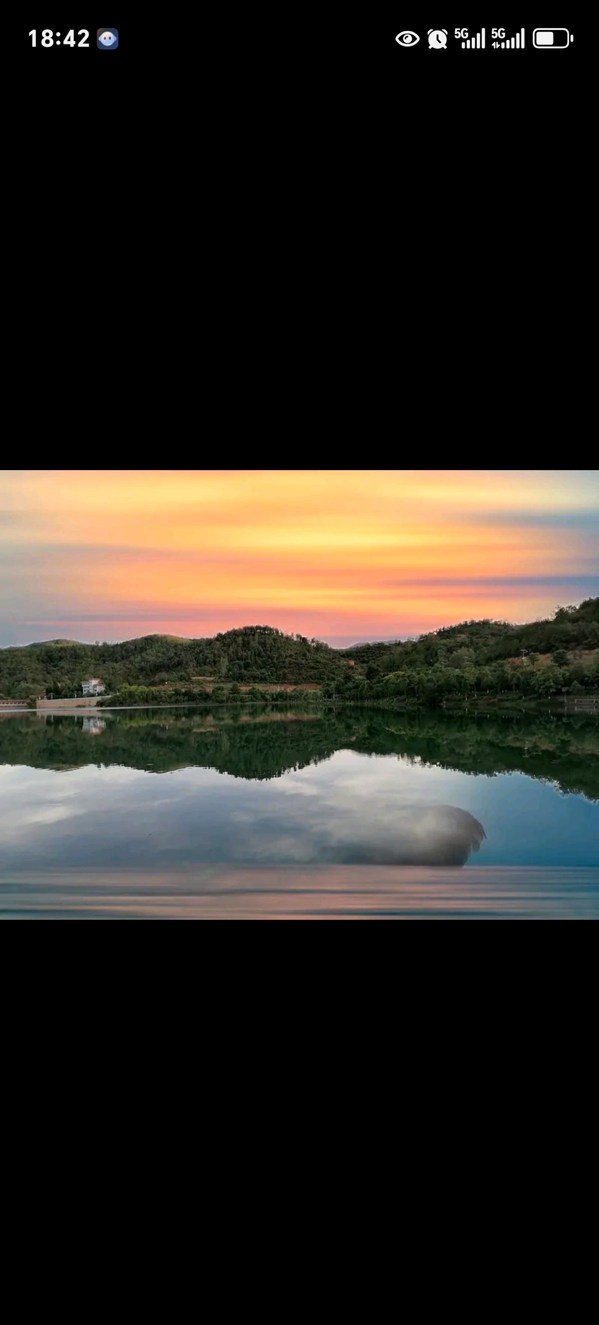 那个从不发朋友圈的人，在想什么？或许你以为他只是一个低调、不爱炫耀的人，但真相远