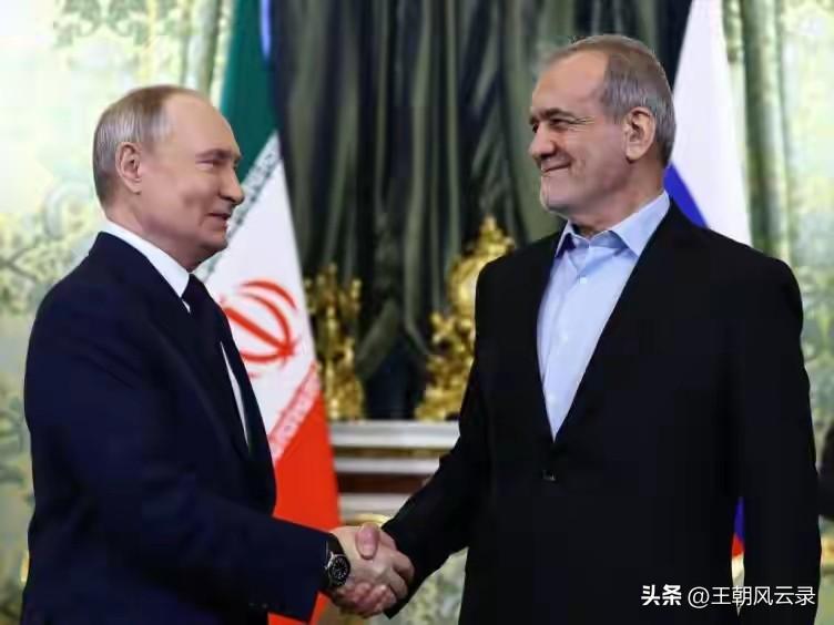 俄学者说俄中有必要积极援助伊朗
美以对伊朗动武，导致中东地区紧张局势加剧。战火纷