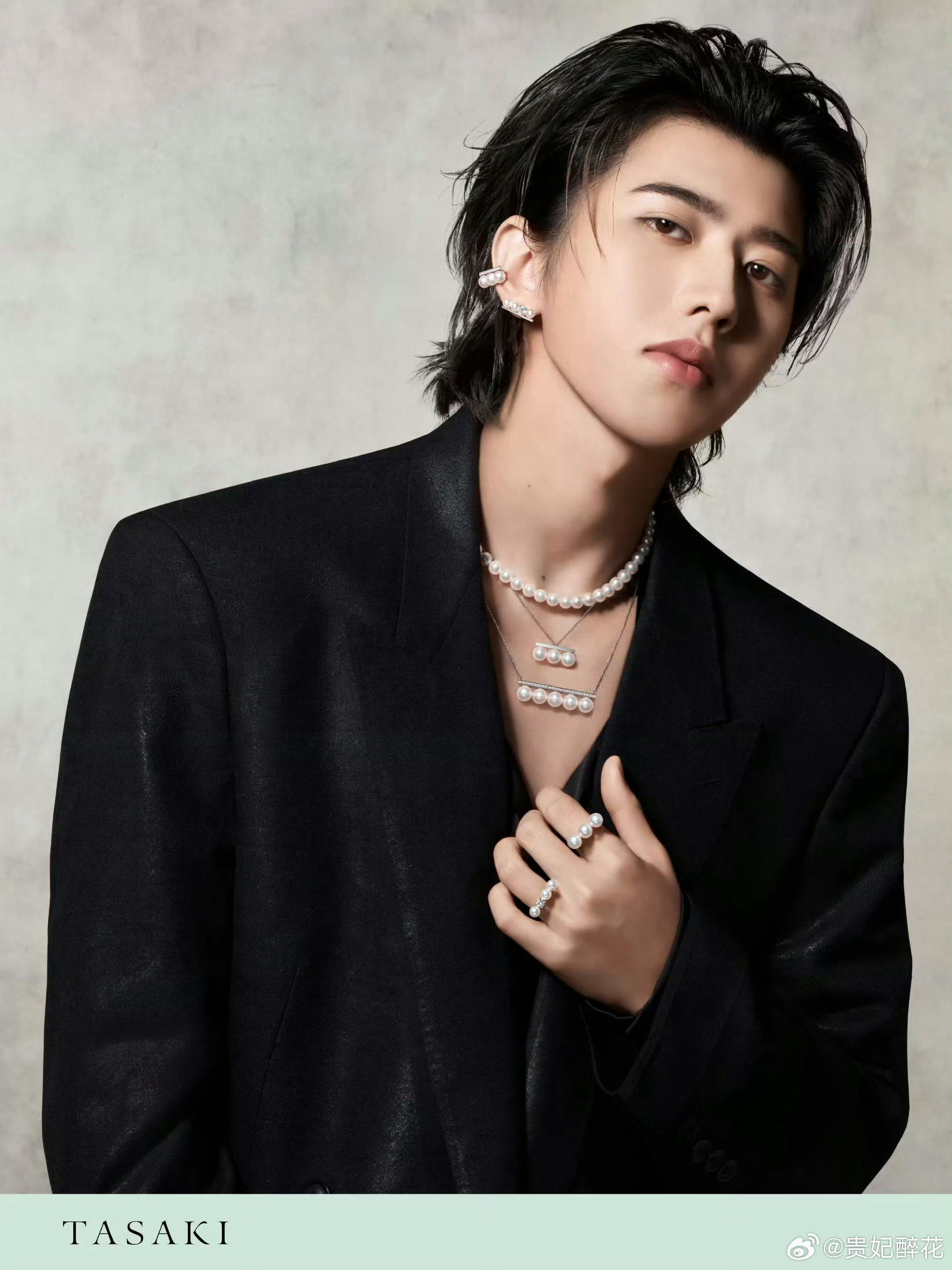 蔡徐坤 in TASAKI 🖤 “空降”全球品牌代言人！ 