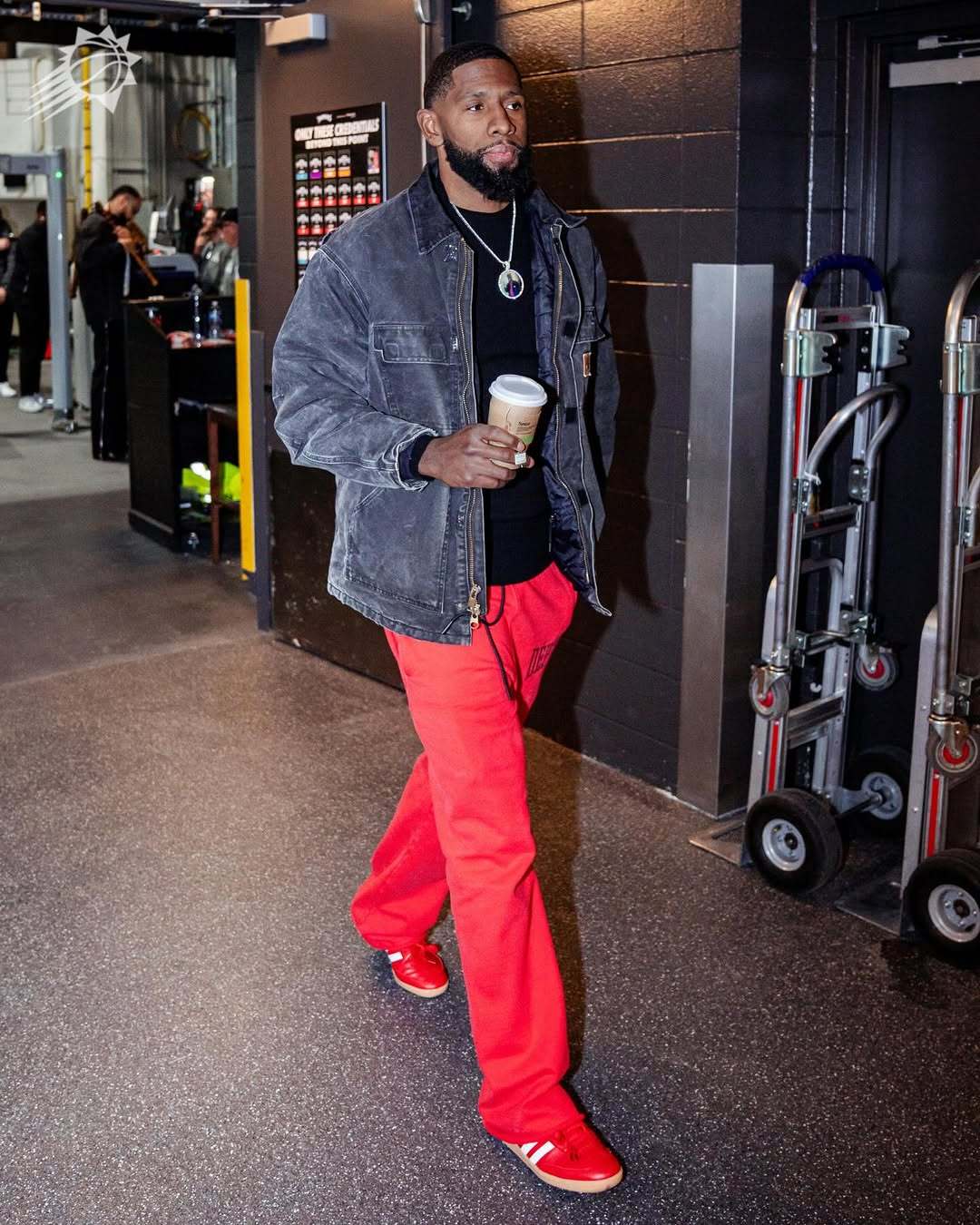 It's show time!准备好了吗？太阳迷🏜菲尼克斯太阳旭日东升