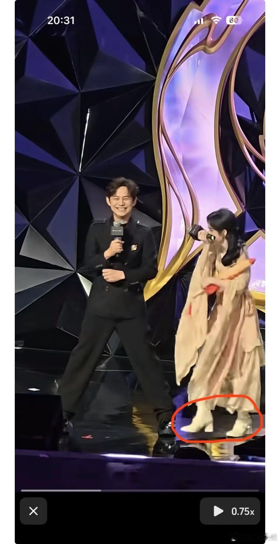 鞠婧祎没有组里分析的那么矮吧 
