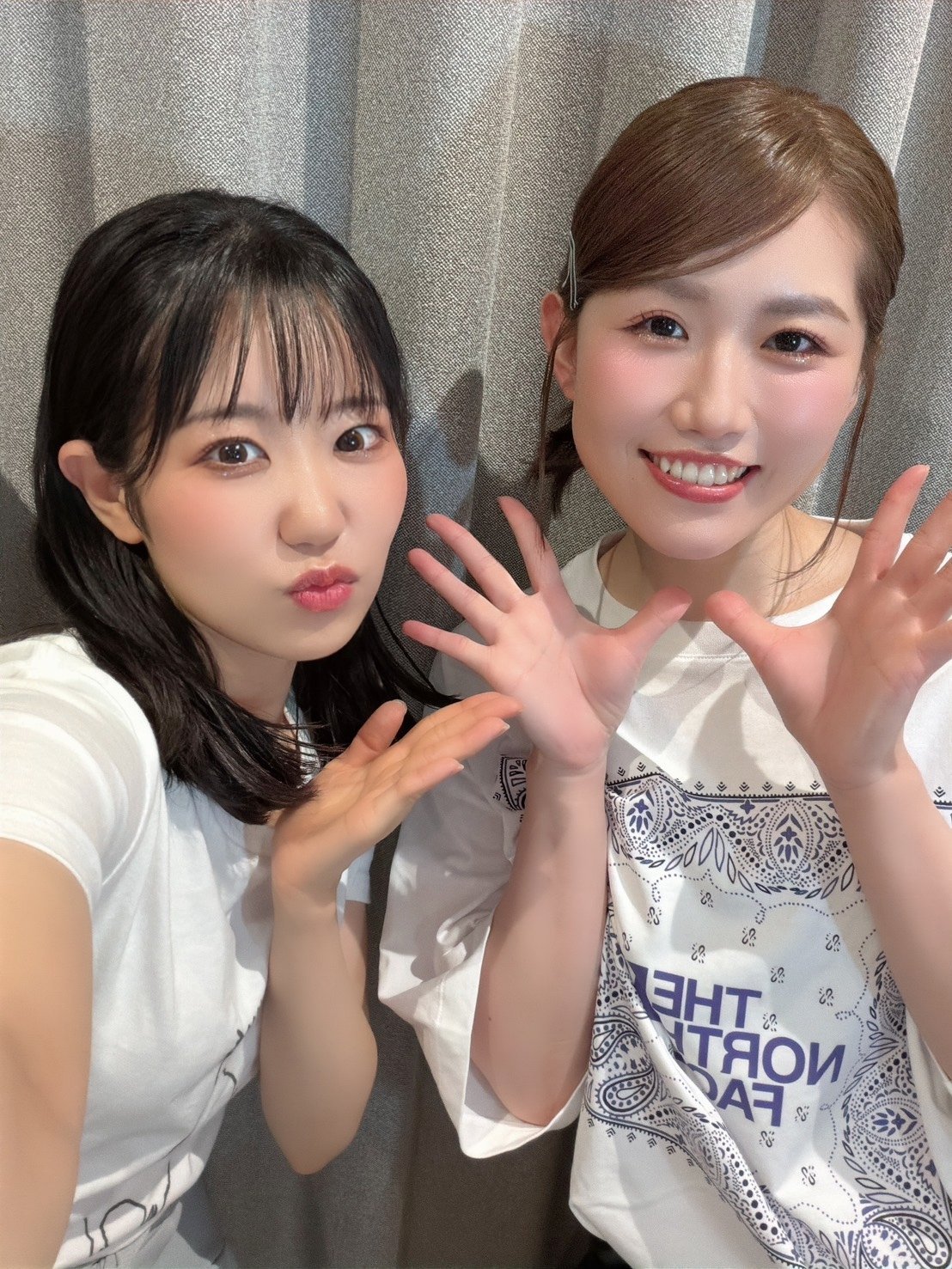 东山奈央長谷川育美