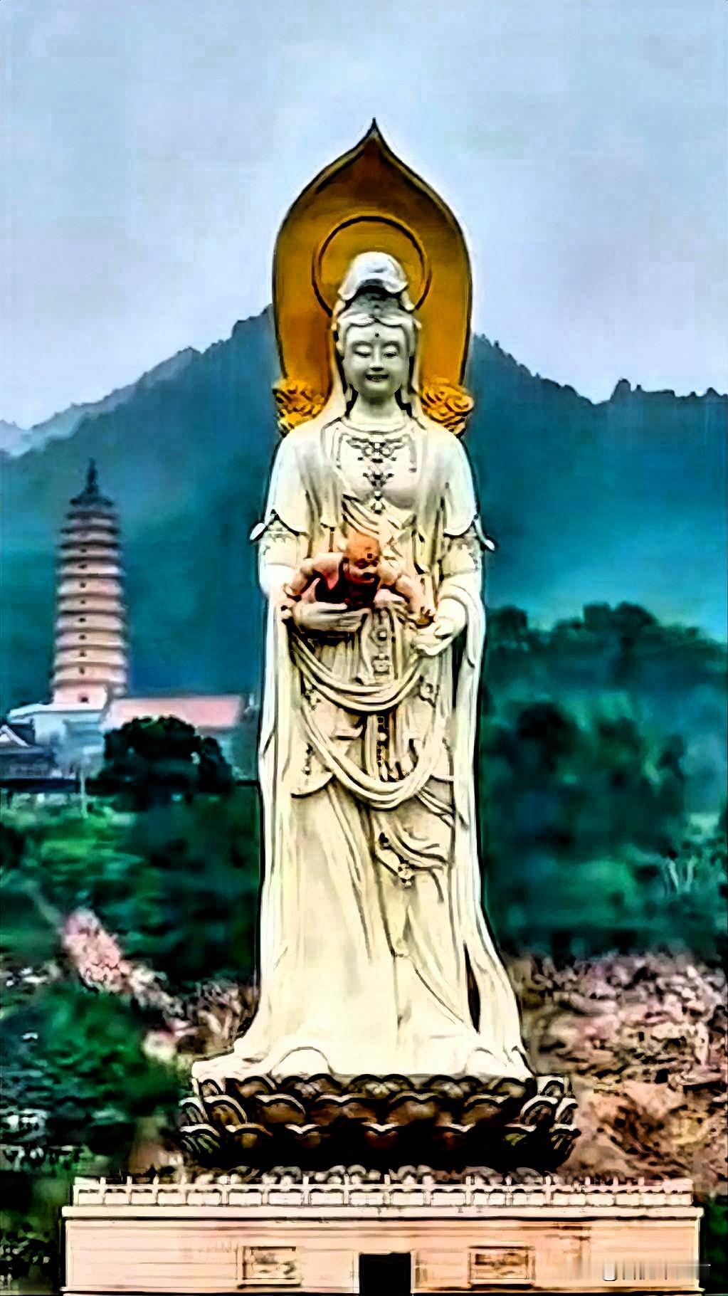 洛阳宜阳灵山寺，中原送子观音祖庭🙏
69.9米的白衣圣像，温柔得像月光落在人间