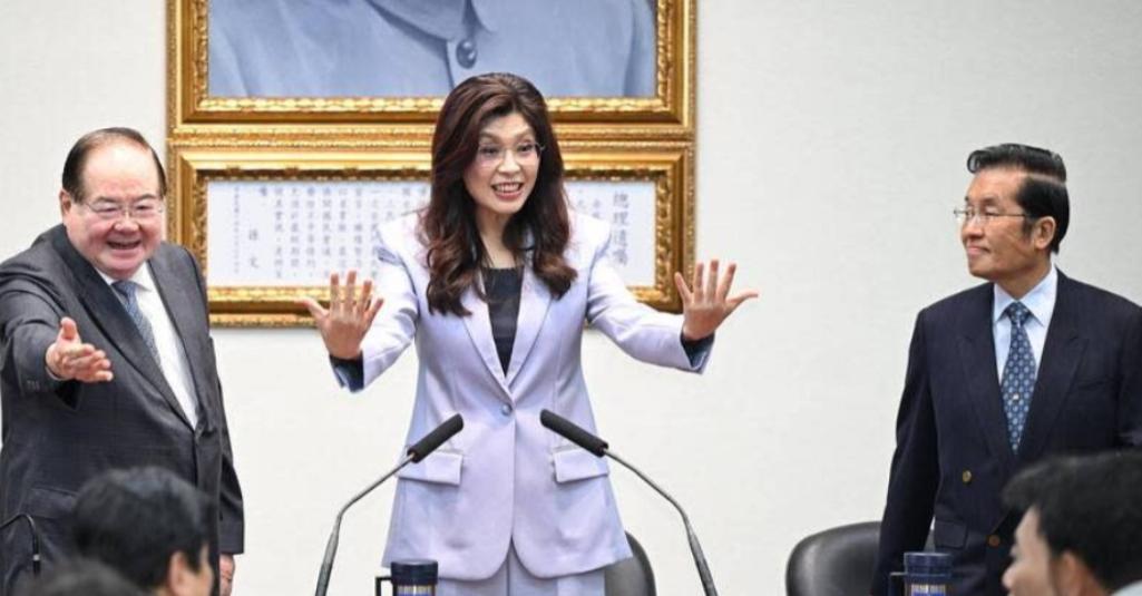 郑丽文打破国民党传统 深夜通知媒体4月7日中央党部记者会通告访陆事宜

岛内媒体