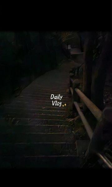 1. 南京夜爬紫金山太值了！全程步道好走，沿途有灯不慌，登顶仅需1小时左右。夜风