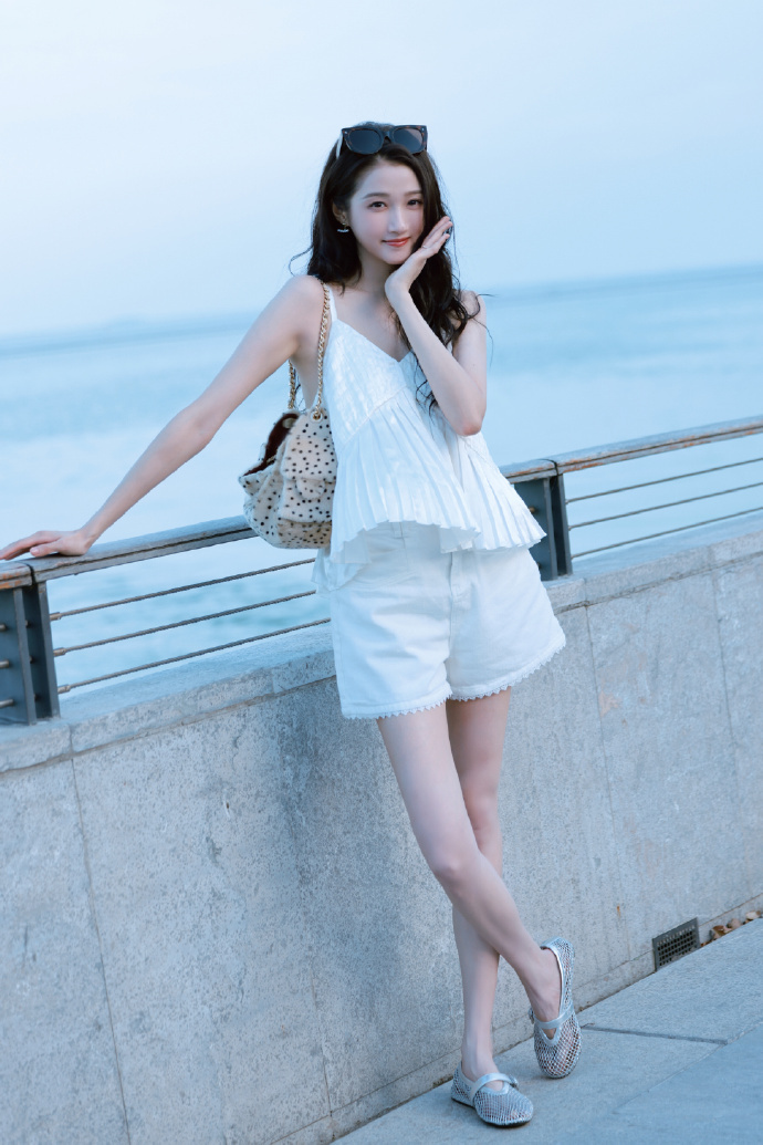 关晓彤已到最佳赏味期 此女完全从小美到大，一直在最佳赏味期！