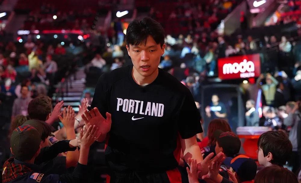 杨瀚森 NBA生涯首个季后赛总结：5场比赛登场4分钟，抢到1篮板今日进行的NBA
