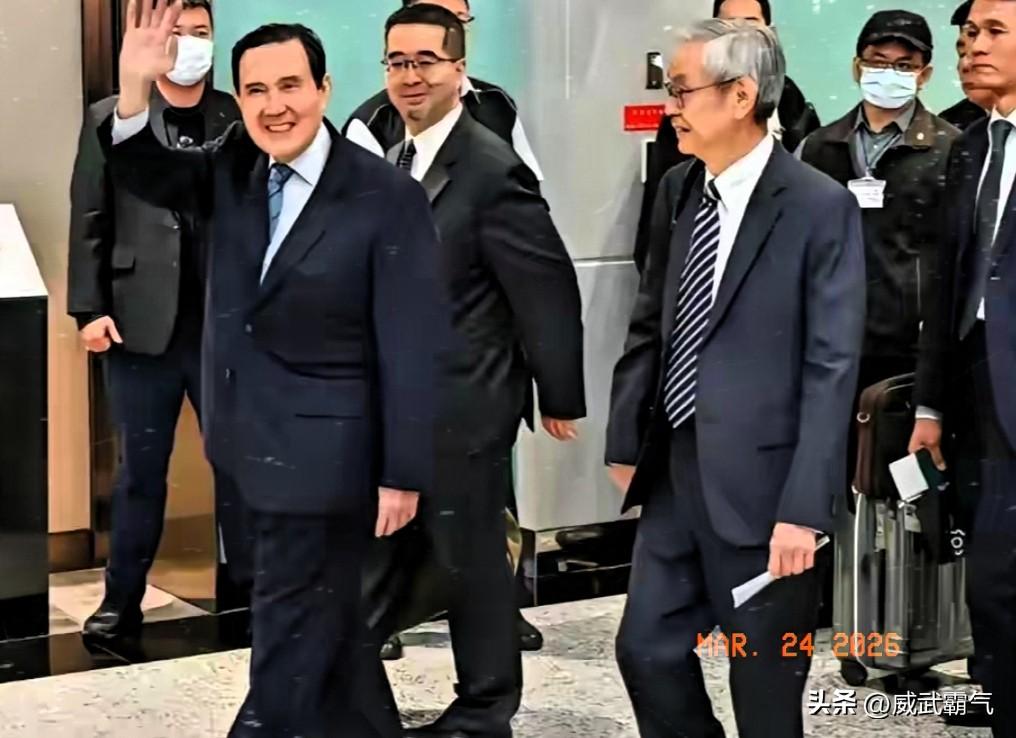 马英九公开划线：统一必须和平，必须民主，否则台湾人绝不接受 ，很多人以为这是蓝营