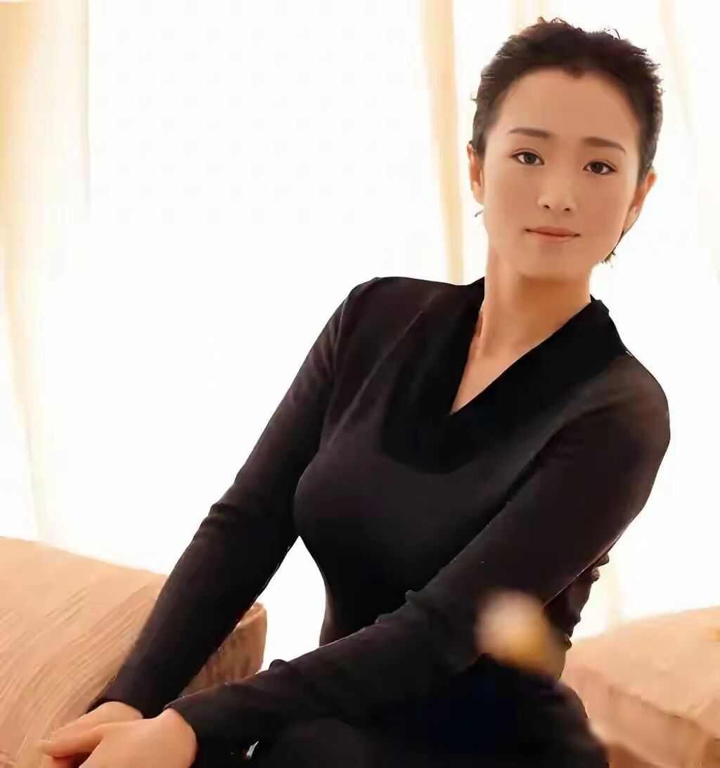 瘦成纸片人，她却胖得理直气壮，内娱独一份

如今娱乐圈的女演员们，体重都控制在一