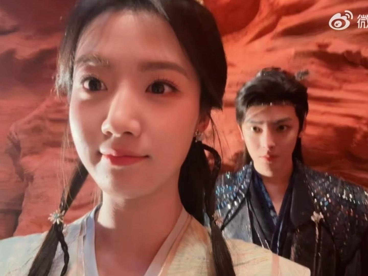 卢昱晓两分多钟的vlog里有40秒都有侯明昊[捂嘴哭][捂嘴哭]其中30秒是侯明
