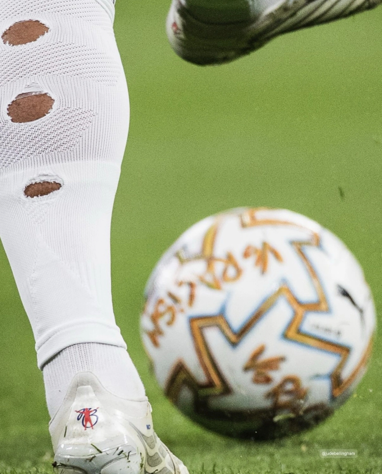 APP＆IG更新再次回到场上感觉太棒了，错过这么多比赛、没法帮助球队真的让我很难