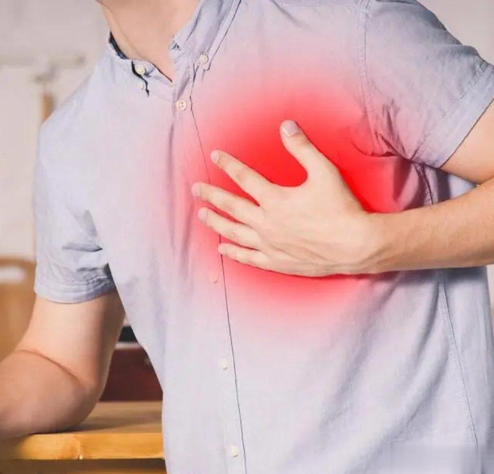 心肌缺血有哪些表现？提醒：注意5种典型症状，早发现或许能救命1、心绞痛心绞痛是心