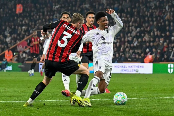 🚨官方：英超联赛关键比赛事件（KMI）小组裁定，裁判和视频助理裁判（VAR）没