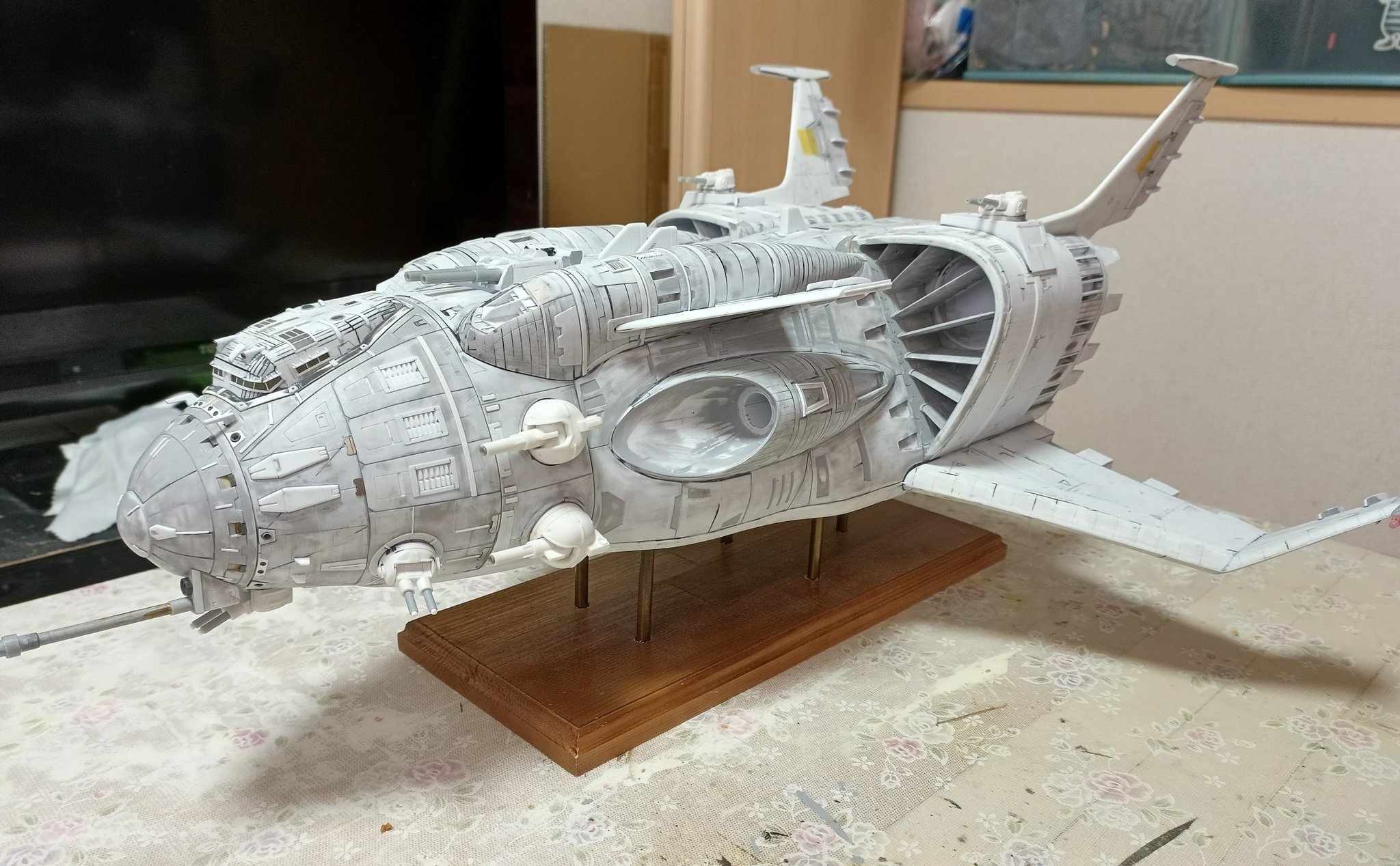 アラバキ正在制作中的1/550桑吉巴尔，基本细节追加完成高达模型