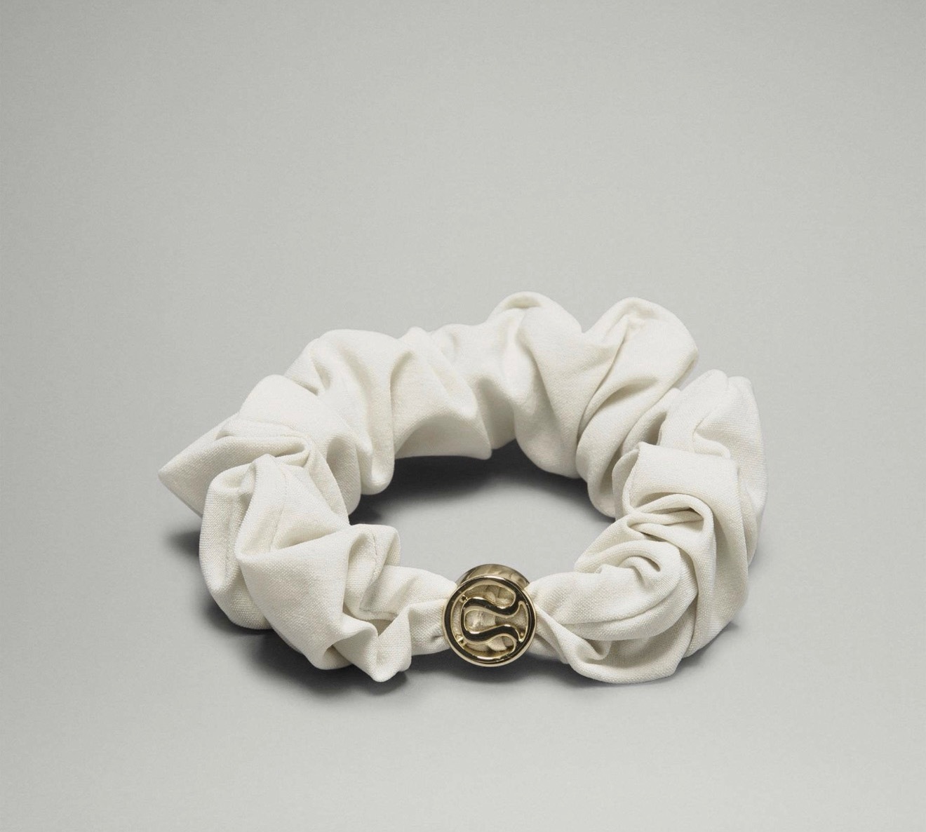 精灵黄lululemon发圈被炒到999元一个80元量产的产品为什么炒到999呢