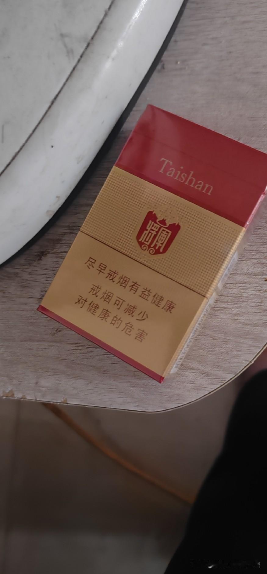 大家好，我是筋疲力尽的人生也是一位在工地上干了二十多年的钢筋女工。

现如今在家