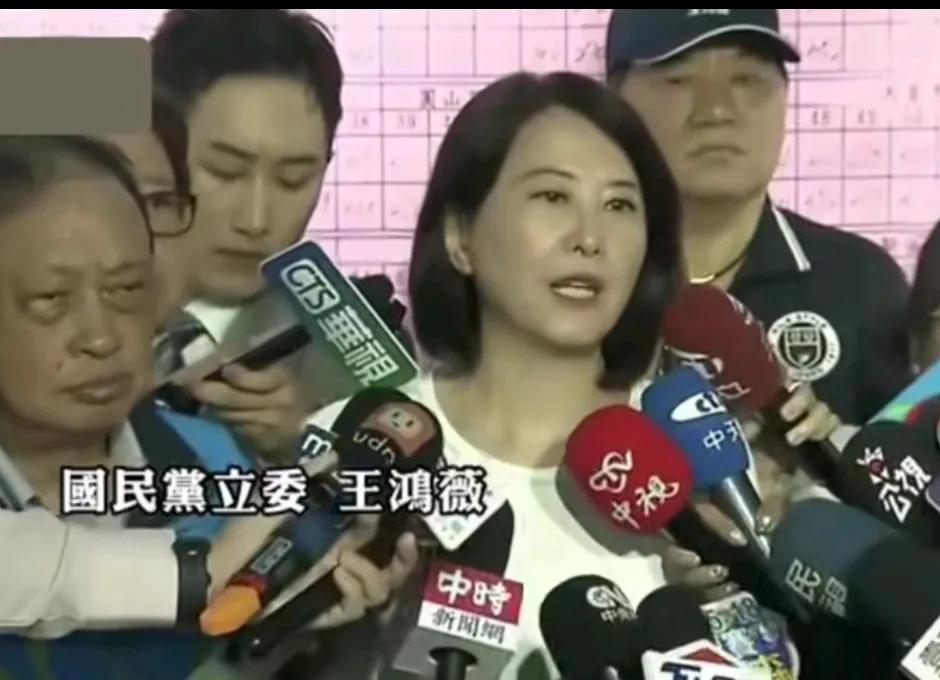 不容易！台蓝营24立委抗罢全成功，这也说明台民众还是有一些人眼明心亮。要是台立院