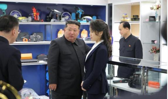 亚洲硬汉这次沉默了
据路透社报道，出席国家情报院闭门简报会的国会议员朴善元（译音