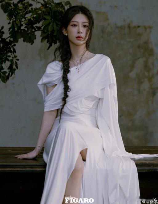 #杨紫奶油杨梅妆#杨紫的奶油杨梅妆又甜又清新，是谁被美到了啊我不说[爱慕] #杨