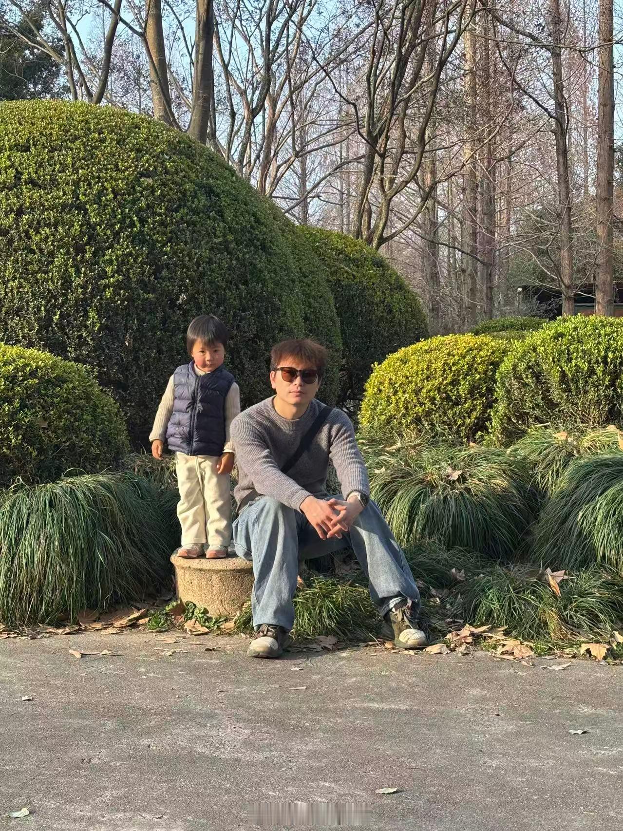 带着家人年前随逛的一天，所谓年味其实不在于具体的事物，而是和家人在一起去期待去经