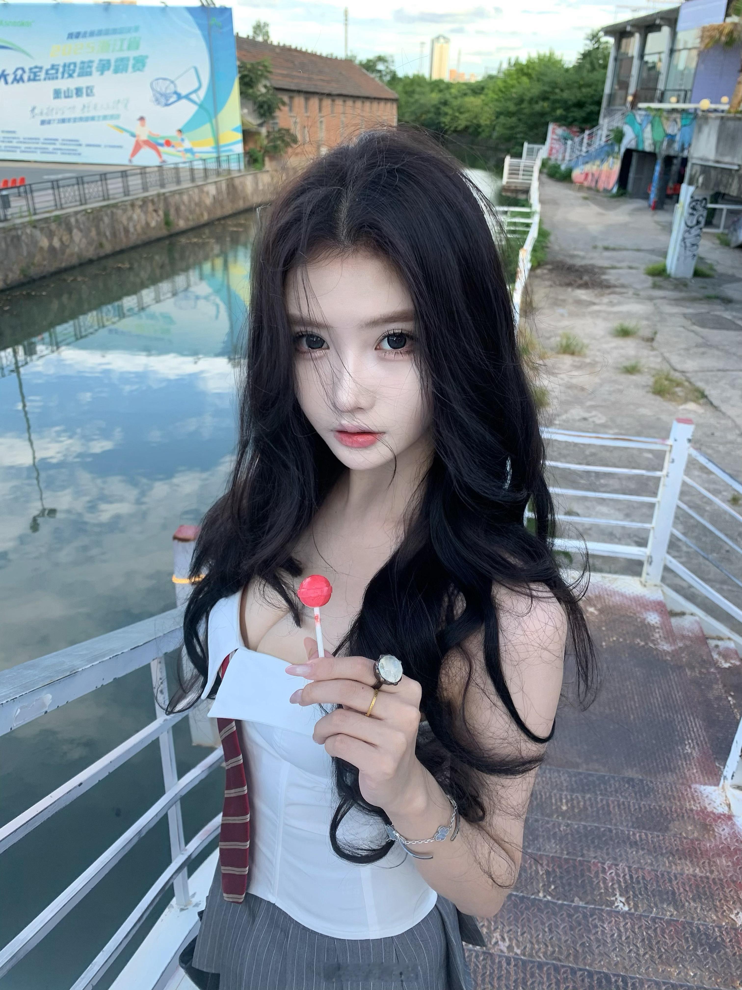 ☀️ ​​​