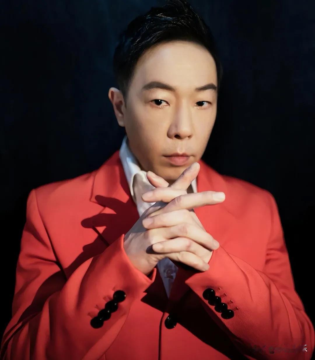 黄贯中叶世荣，凌晨发文！

6月30日凌晨，黄贯中在社交平台发了一条动态。
没有