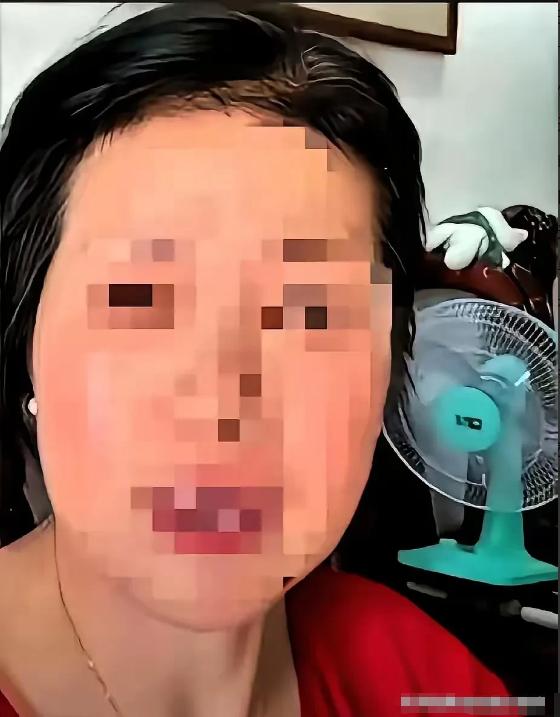 中秋家宴上，怀孕儿媳给婆婆出了道选择题：要么交出3800退休金来带娃，要么每月倒