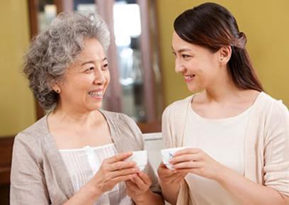 标题：《婆婆债务高达500万，家庭破裂背后财富争夺的惊天反转》

我是张强，今年