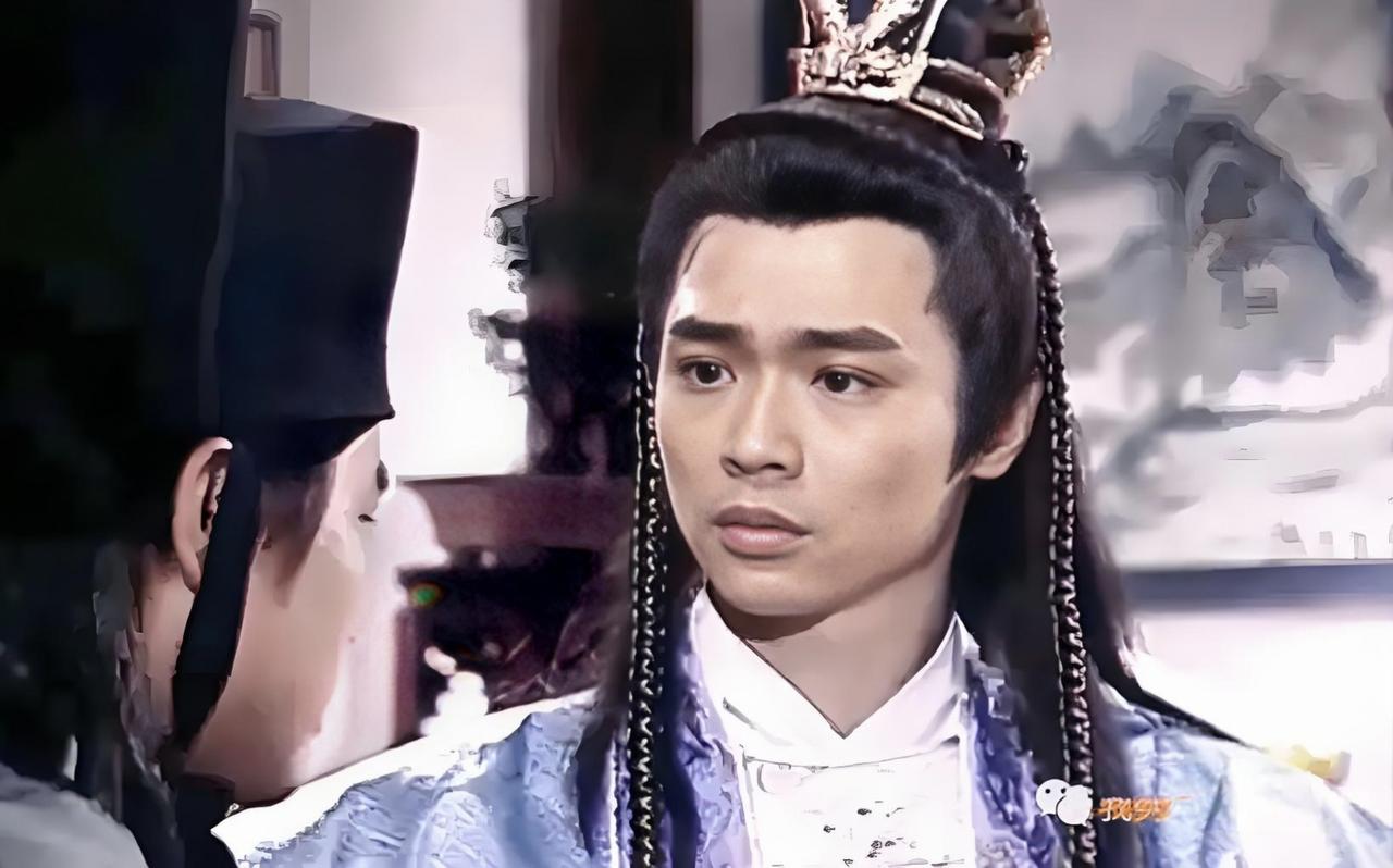 他们俩长得像吗？当初我就好喜欢宋达民演的这个徐达将军，后来我还认错了人。我把上错