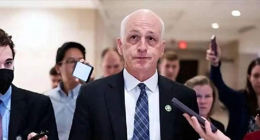 快讯！快讯！
 
美国前总统特朗普突然宣布了所谓“G2”设想，据多家媒体报道，这