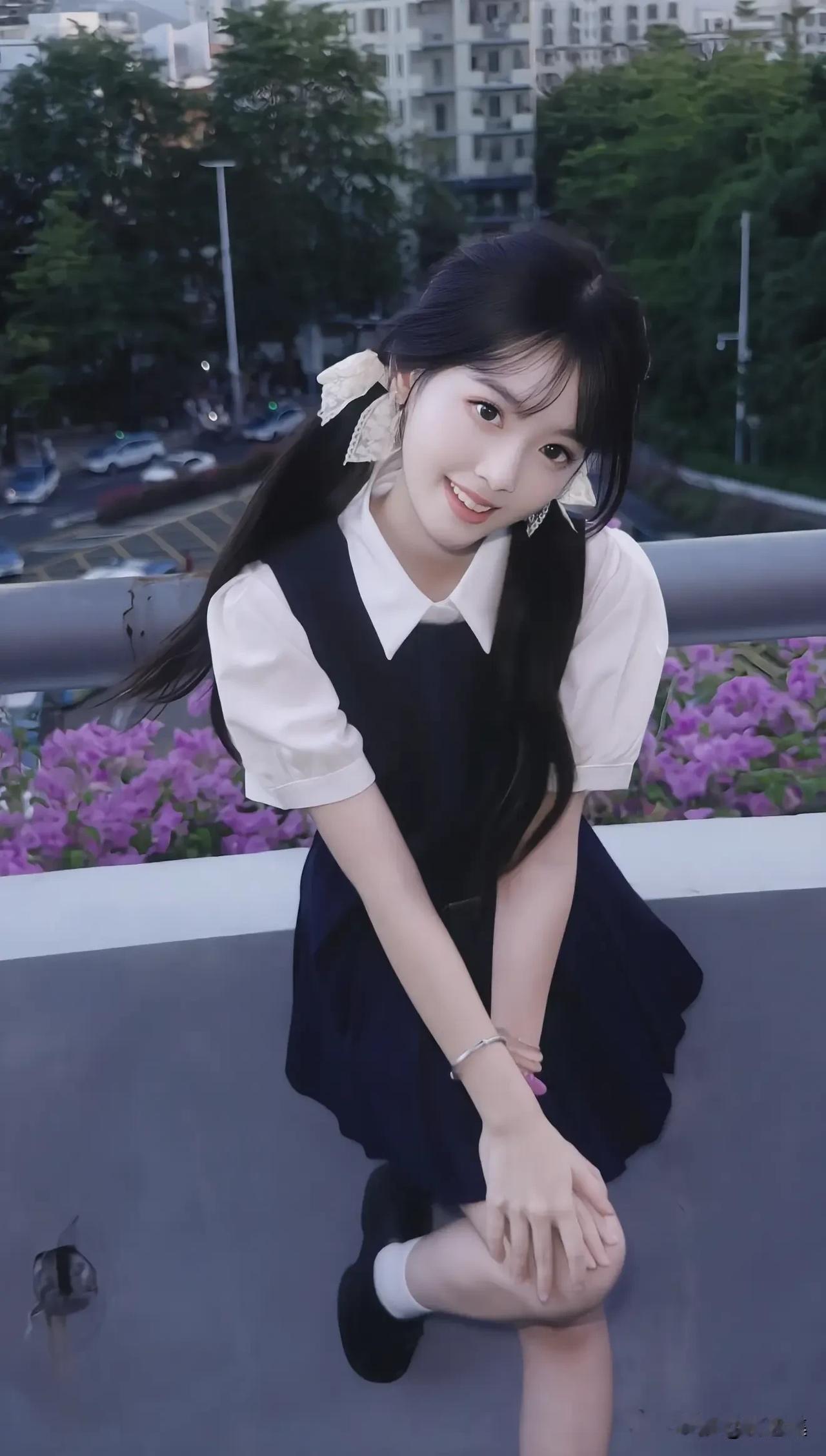 红袖添香夜，轻语话衷肠。