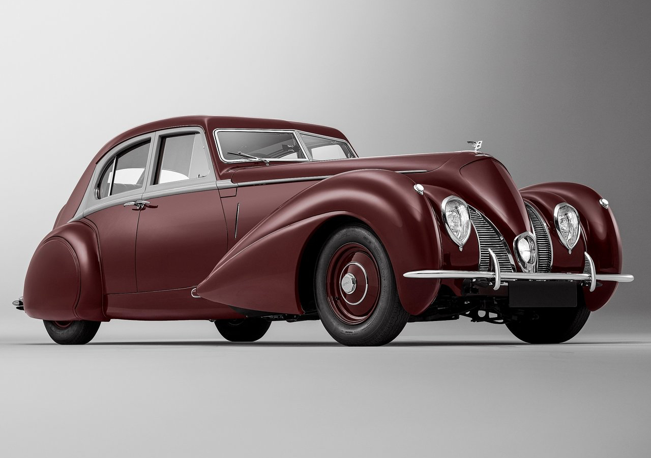 宾利   1939 宾利 Mark V Corniche，战前唯一一台流线型四门