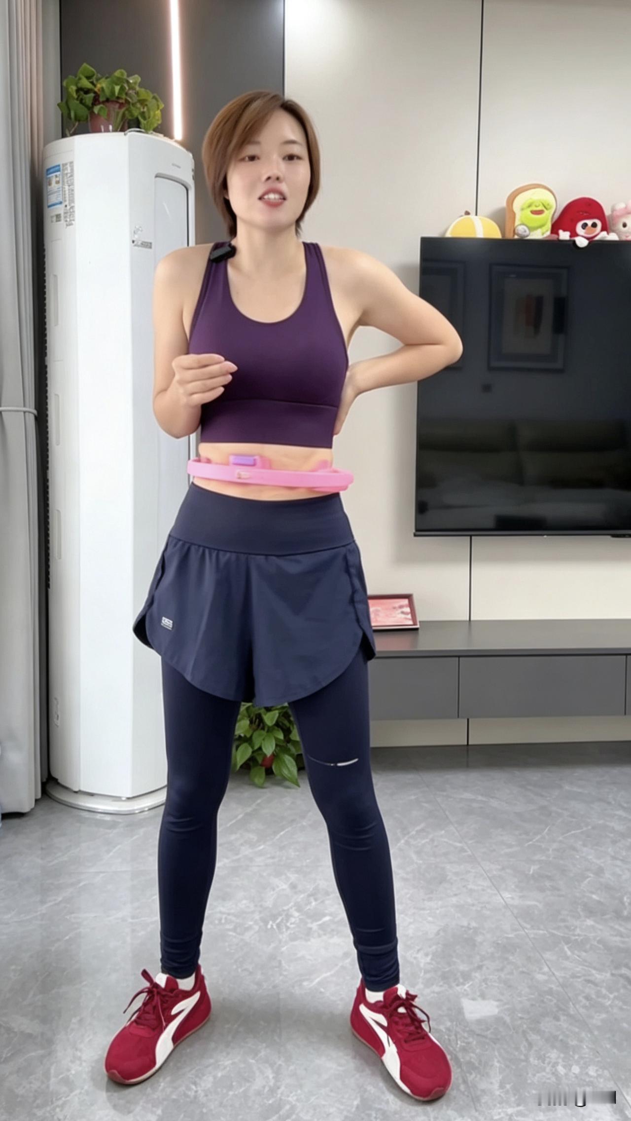 小陈真的太厉害了！凭着自身的努力和超强的自律成功瘦身逆袭，如今华丽“蜕变”成旁人