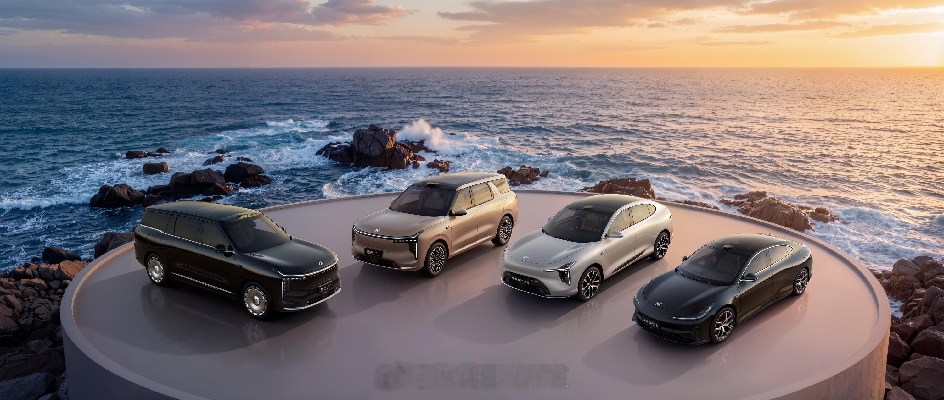 智己LS8这次真的把“25万级旗舰大满配”玩明白了！北京车展现场，智己LS8 2