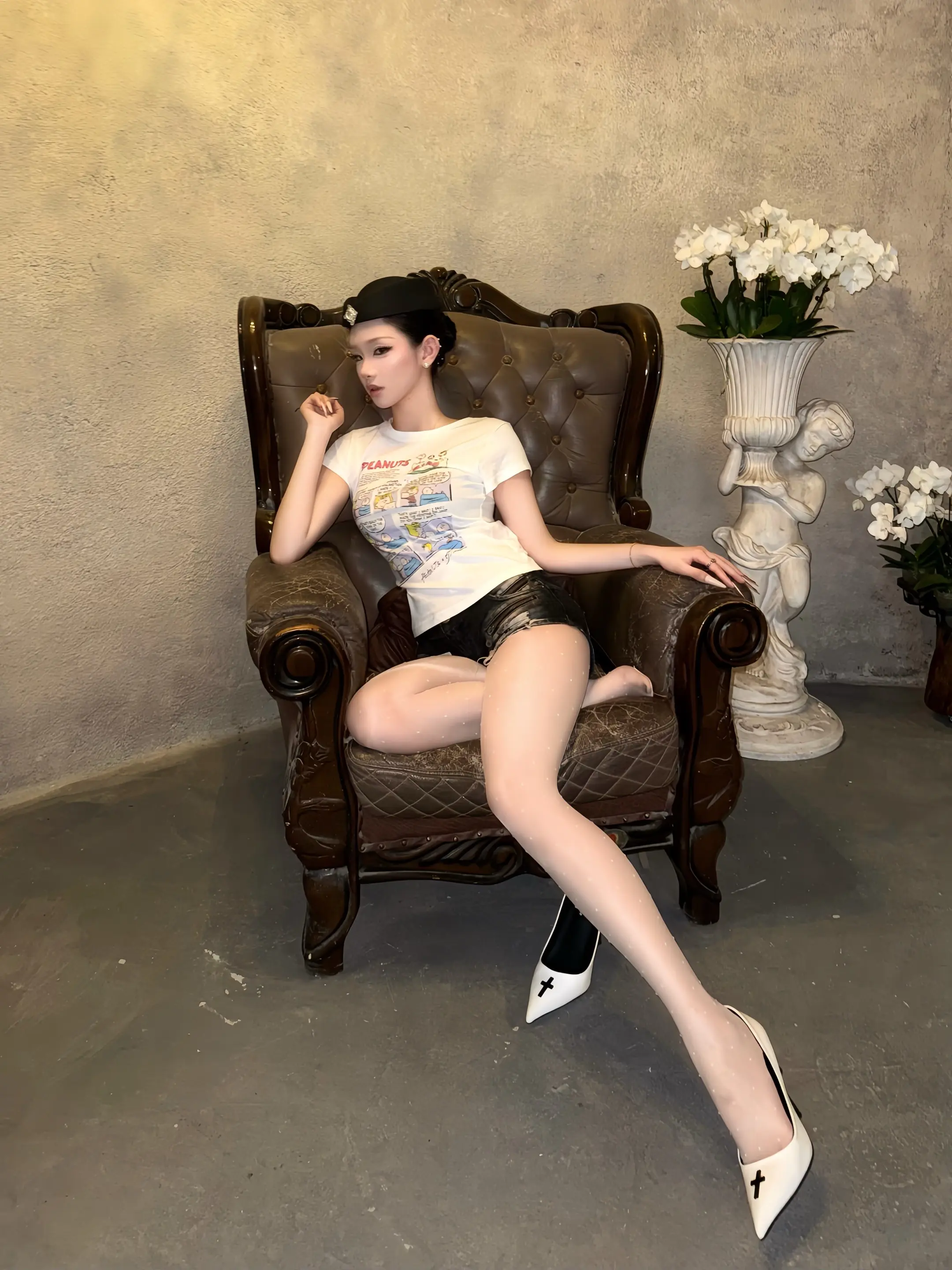 帅是什么 我只知道有很多萌妹子围着我转