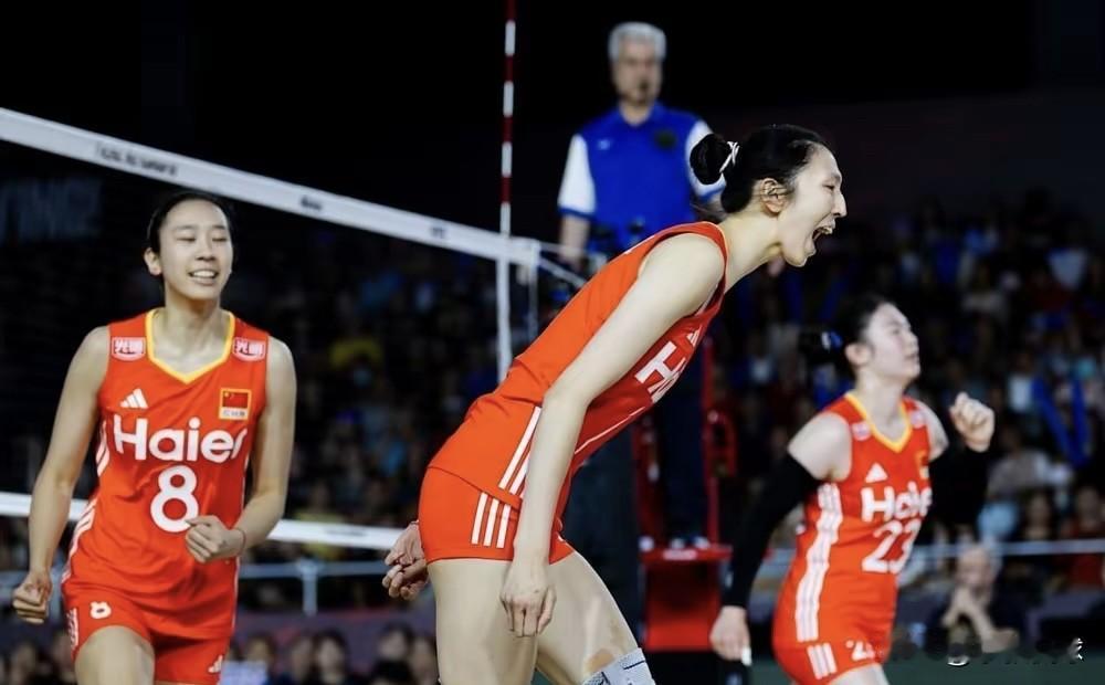 世锦赛开门红。中国女排3-1逆转墨西哥女排，本场比赛庄宇珊拿下全场最高的23分。