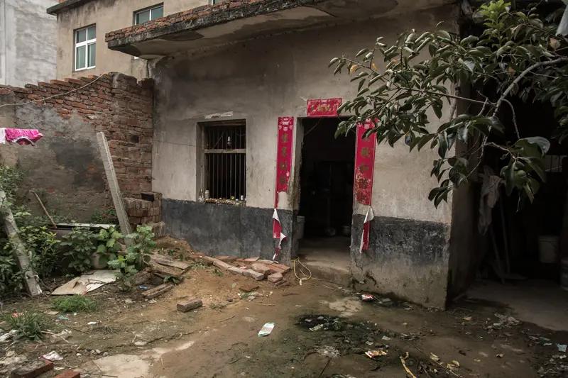 医生提醒气大伤身不是没有道理的，加上熬夜以及不合理饮食。那么，他们身体承受不住也