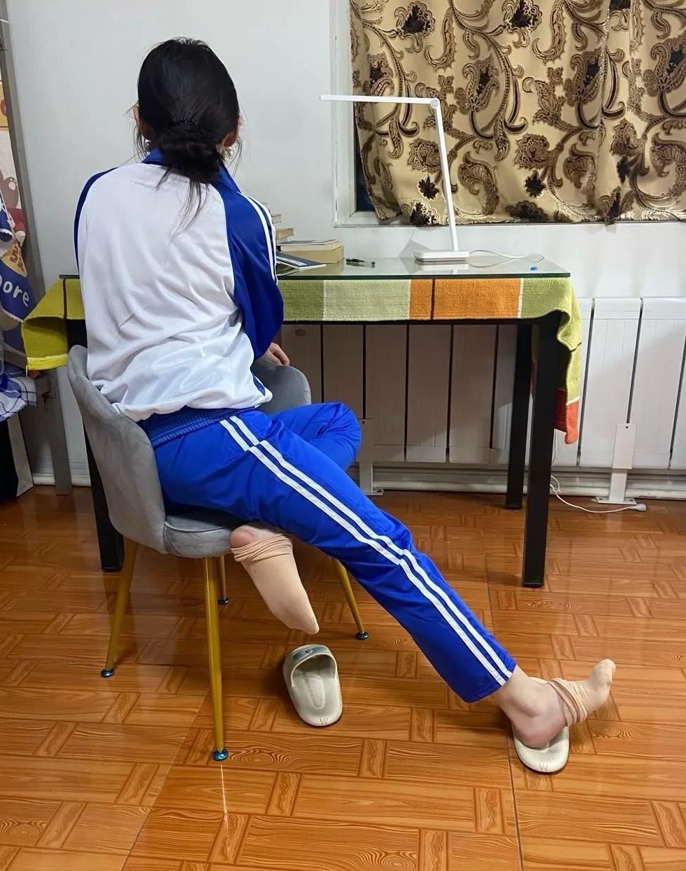 室友有脚气 
