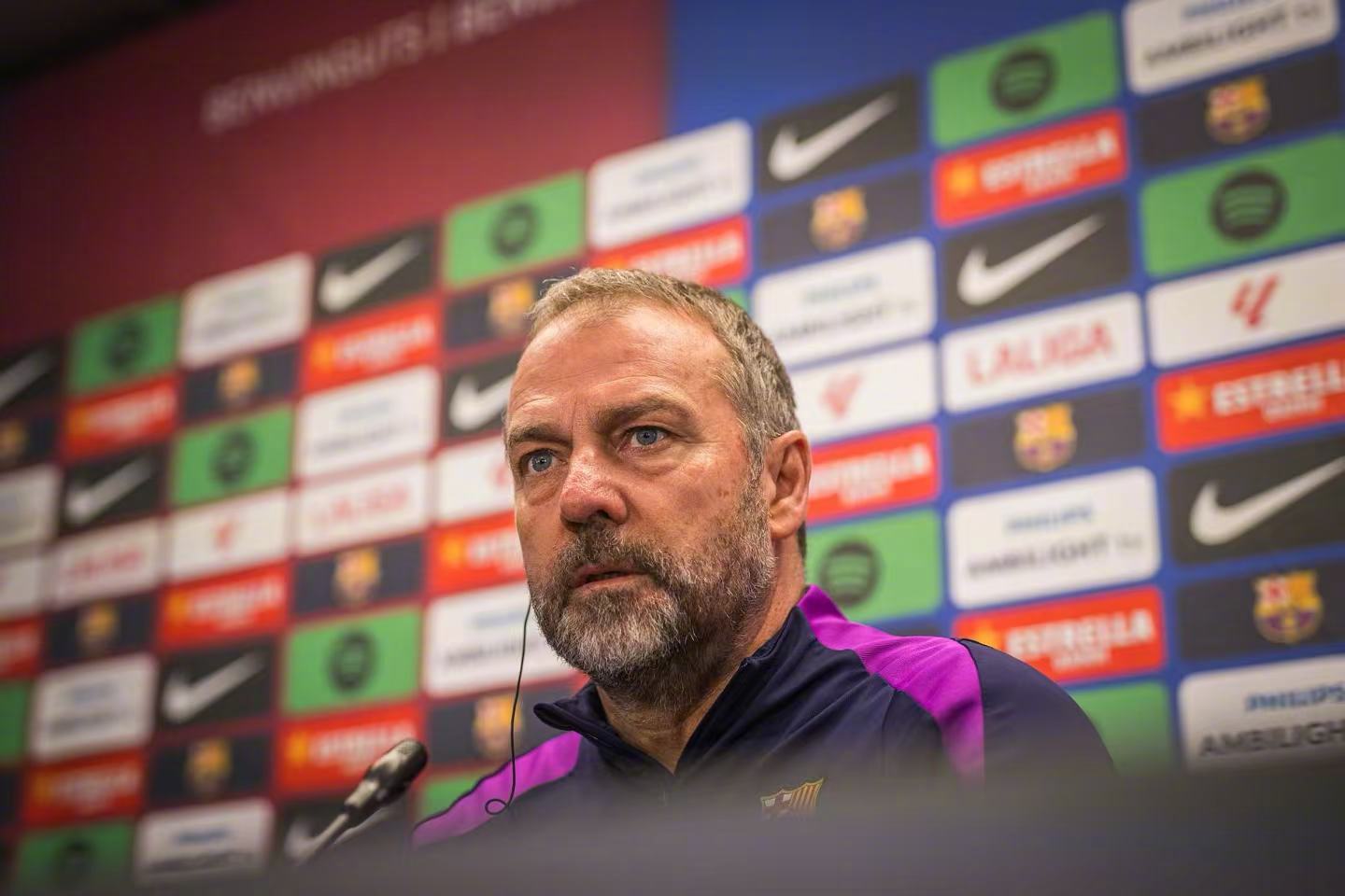 🎙️主教练弗里克在 西班牙人vs巴萨 的赛前发布会上表示⬇️【关于对手西班牙人