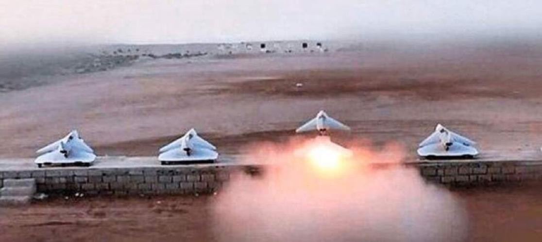 以色列防空系统几乎无法应对伊朗新型哈迪德-110无人机的集群攻击。
最新型的哈迪