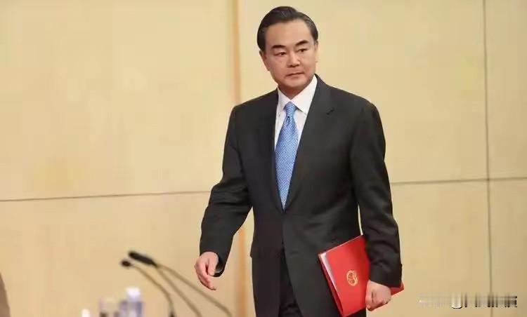 吃饭砸锅！真正让大陆彻底翻篇的，不是赖清德喊台独，不是美国军售，而是七十六年的市