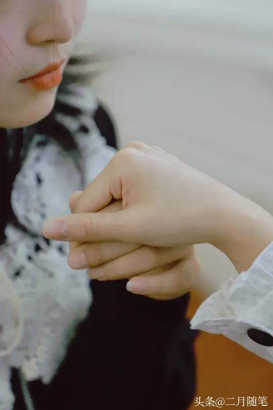 友友这番话真是太暖心了，默契就是那种心照不宣的温柔，让人听着心里暖暖的。[赞]相