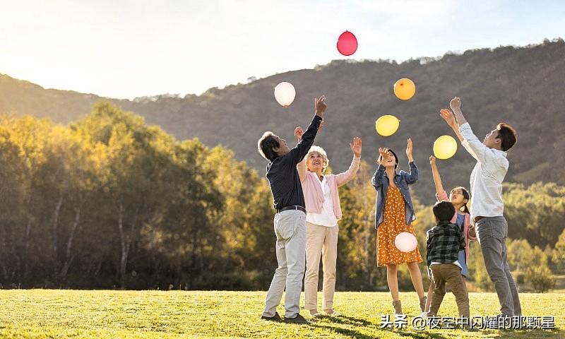 幸福不是拥有多少财富，而是家人安康、三餐四季、心中无忧。