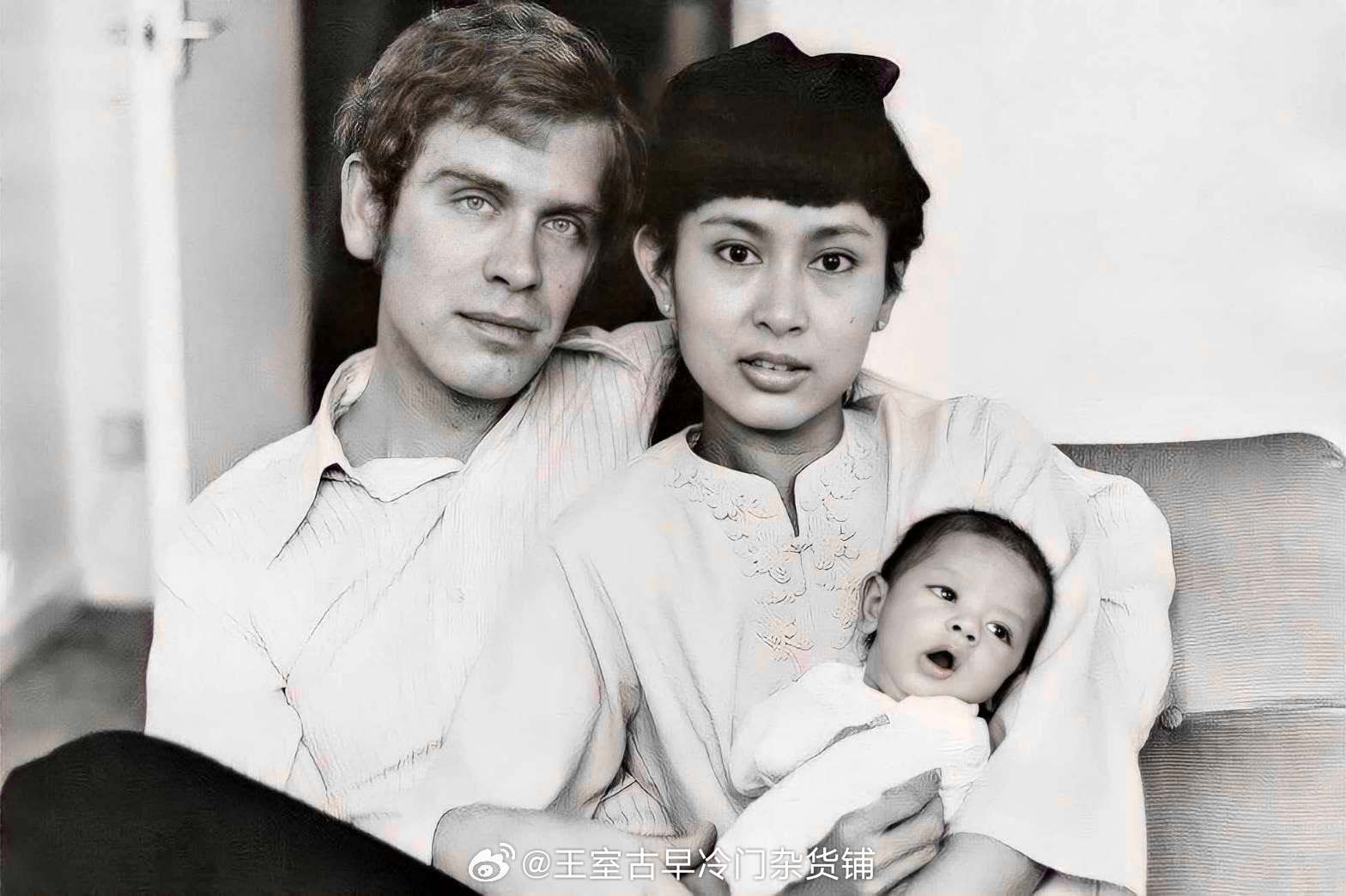 王室王室泰国王室小三和儿子 跑题一下：偶然看到面点家的素鸡几张年轻时的照片，妈呀