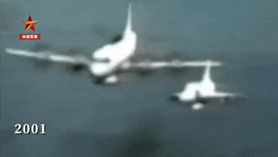 “呼叫81192请你立即返航！”“81192收到我已无法返航，你们继续前进”25