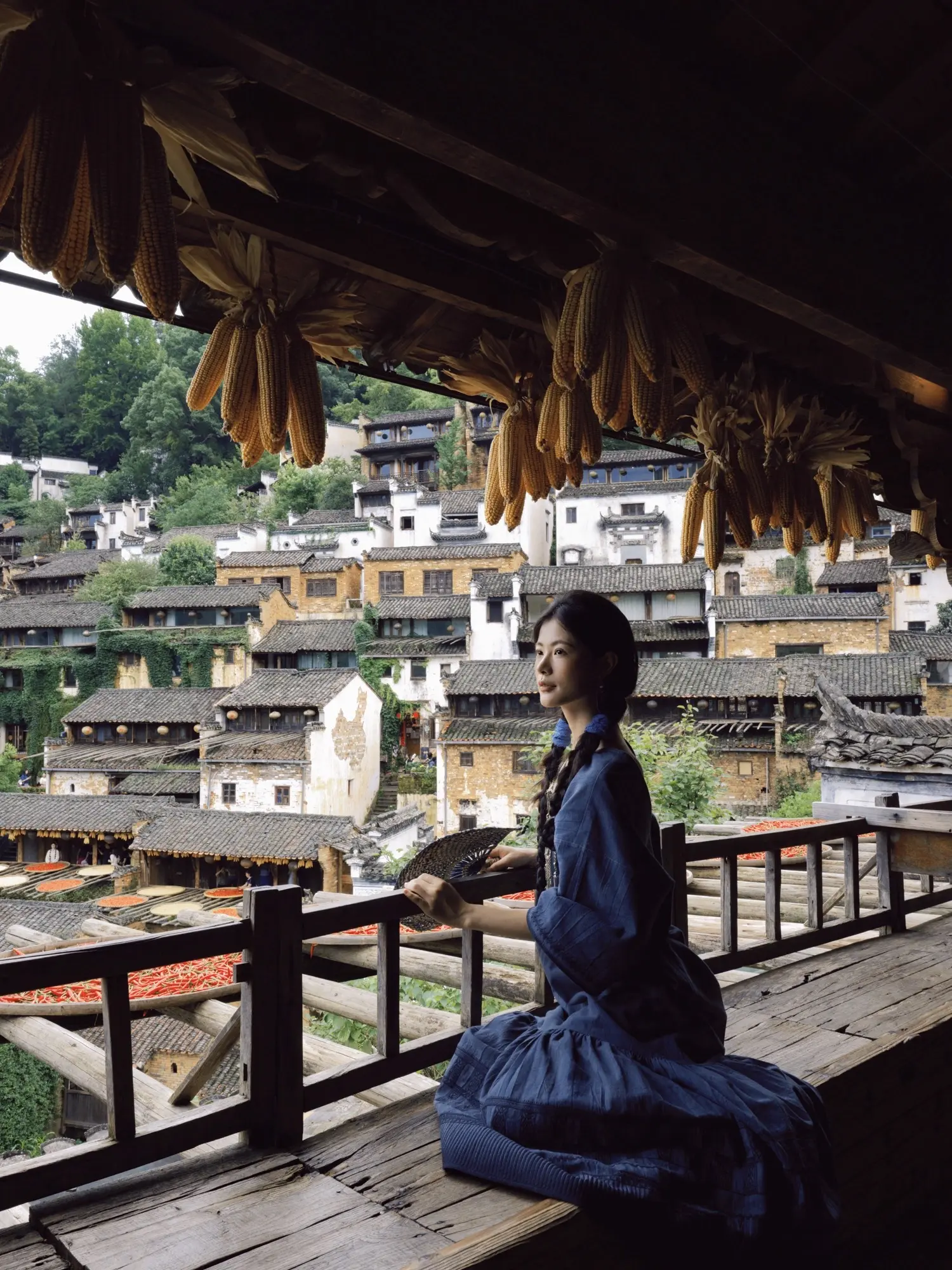 在婺源篁岭村拍的民族风。