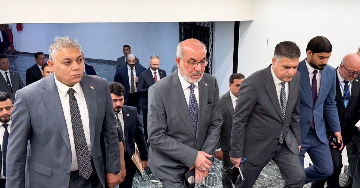 [To learn English]
Iraq's oil minister s