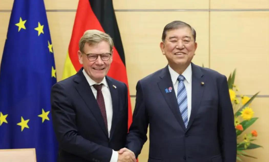 德国外长栽了！德国刚在日本指责台海、南海“威胁现状”踩中国红线，当天就被中国外交