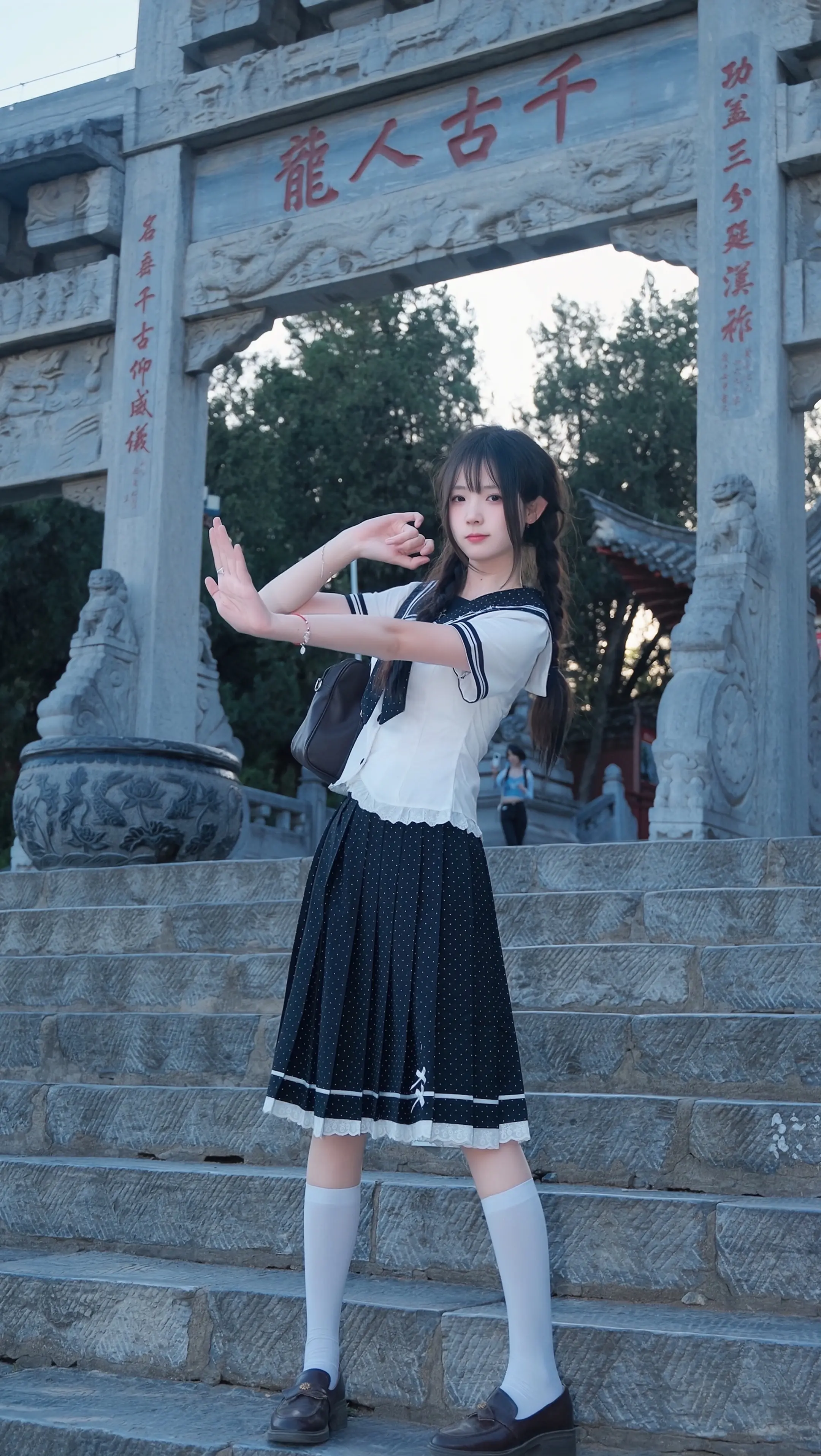 待君归来 一世一双人